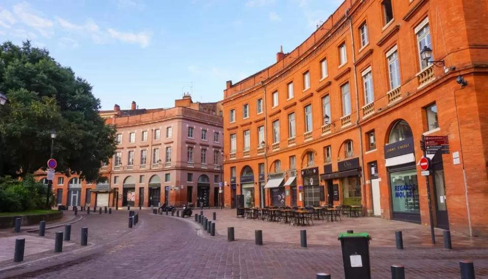 Petit A Deux Pas De La Place Du Capitole Toulouse